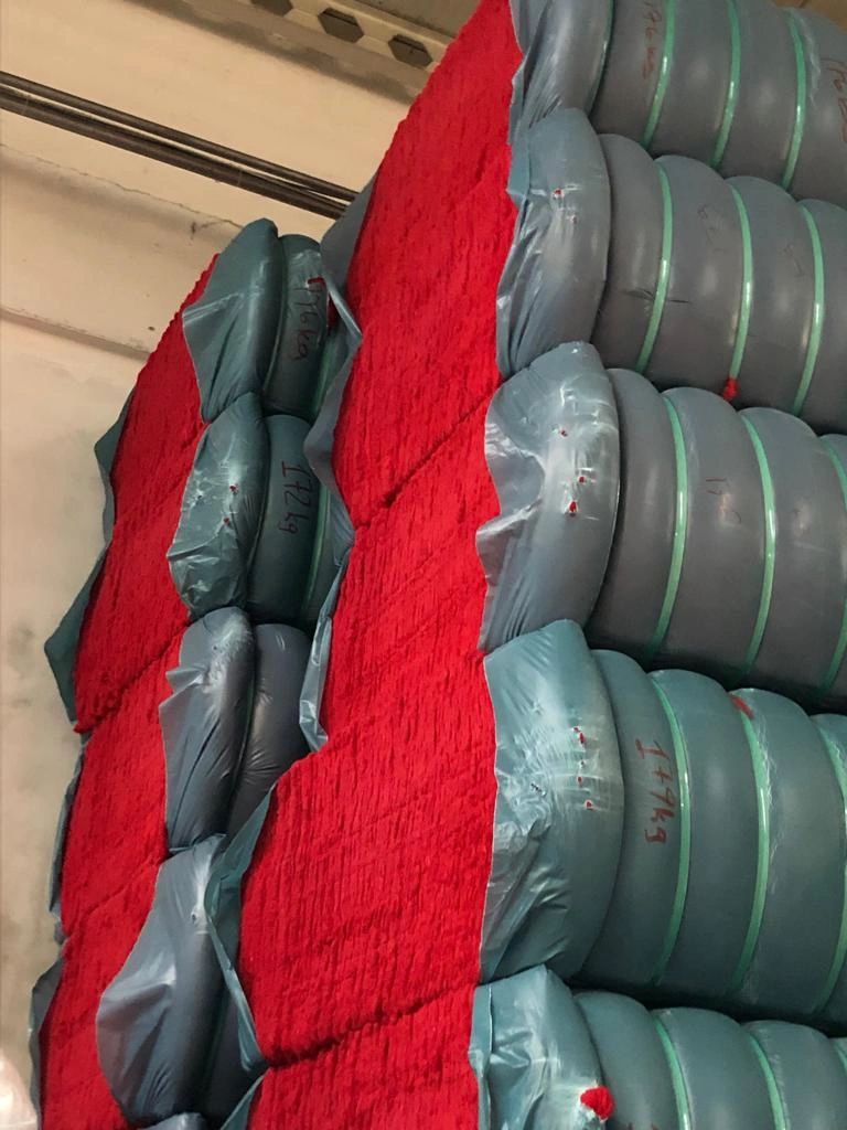 Red acrylic fibre